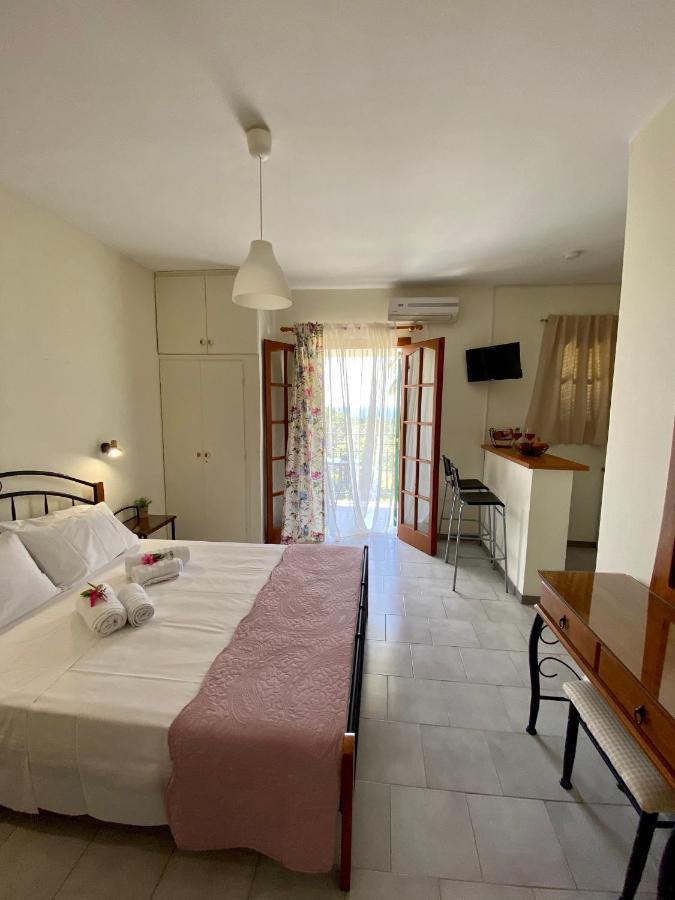 Lemon Tree Apartments A D อาร์กอสโตลี ภายนอก รูปภาพ